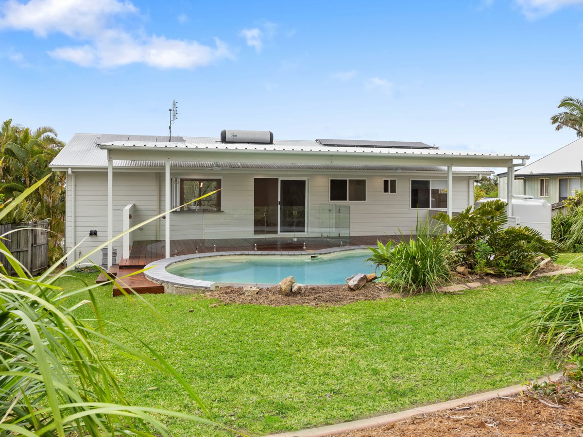 5 Baratook Crescent, MOUNT COOLUM