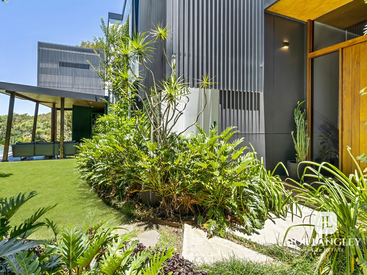 4 Seamist Court, SUNSHINE BEACH